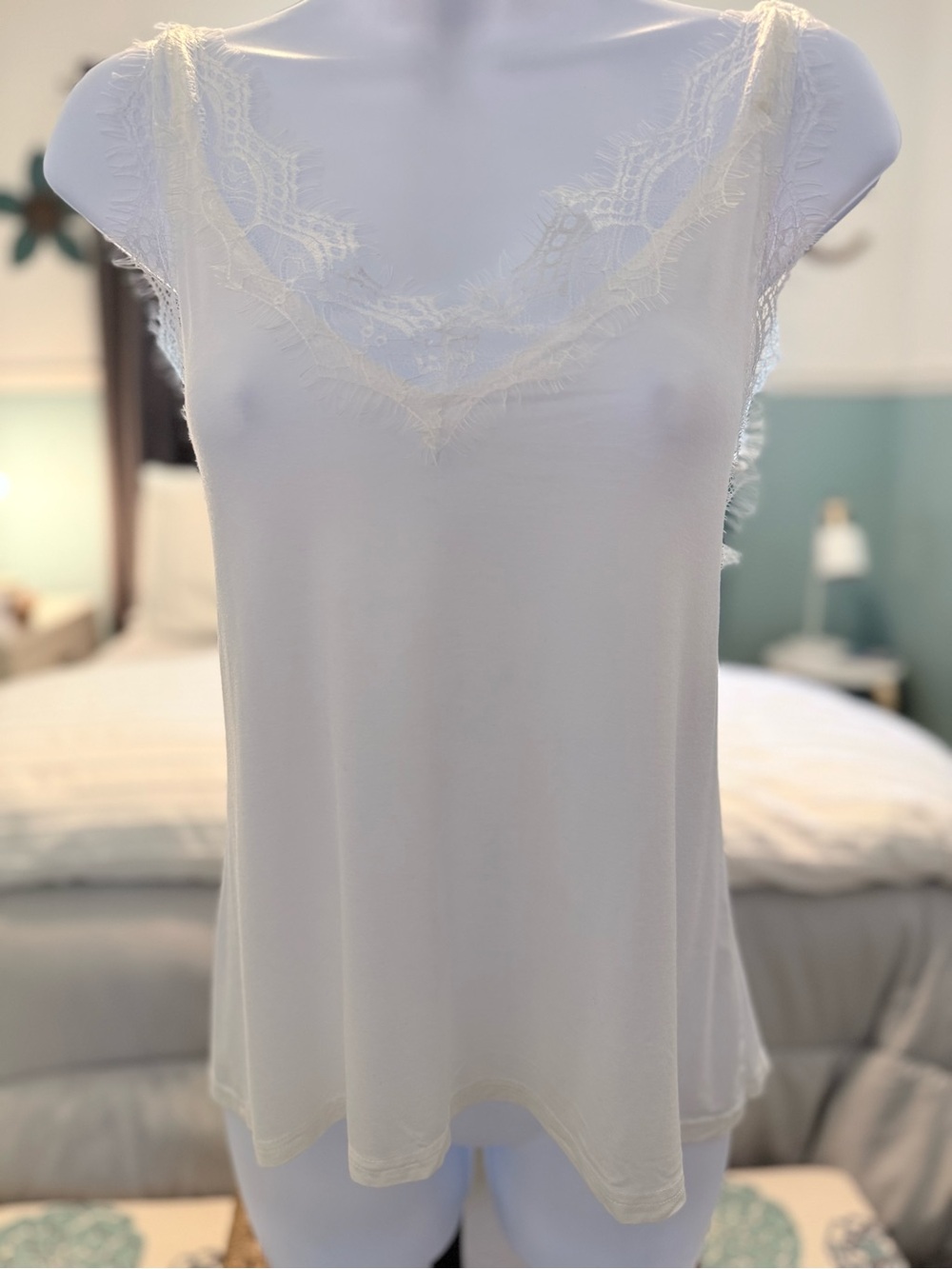 POL White Lace-Trim Sleeveless Chemise Top NWOT